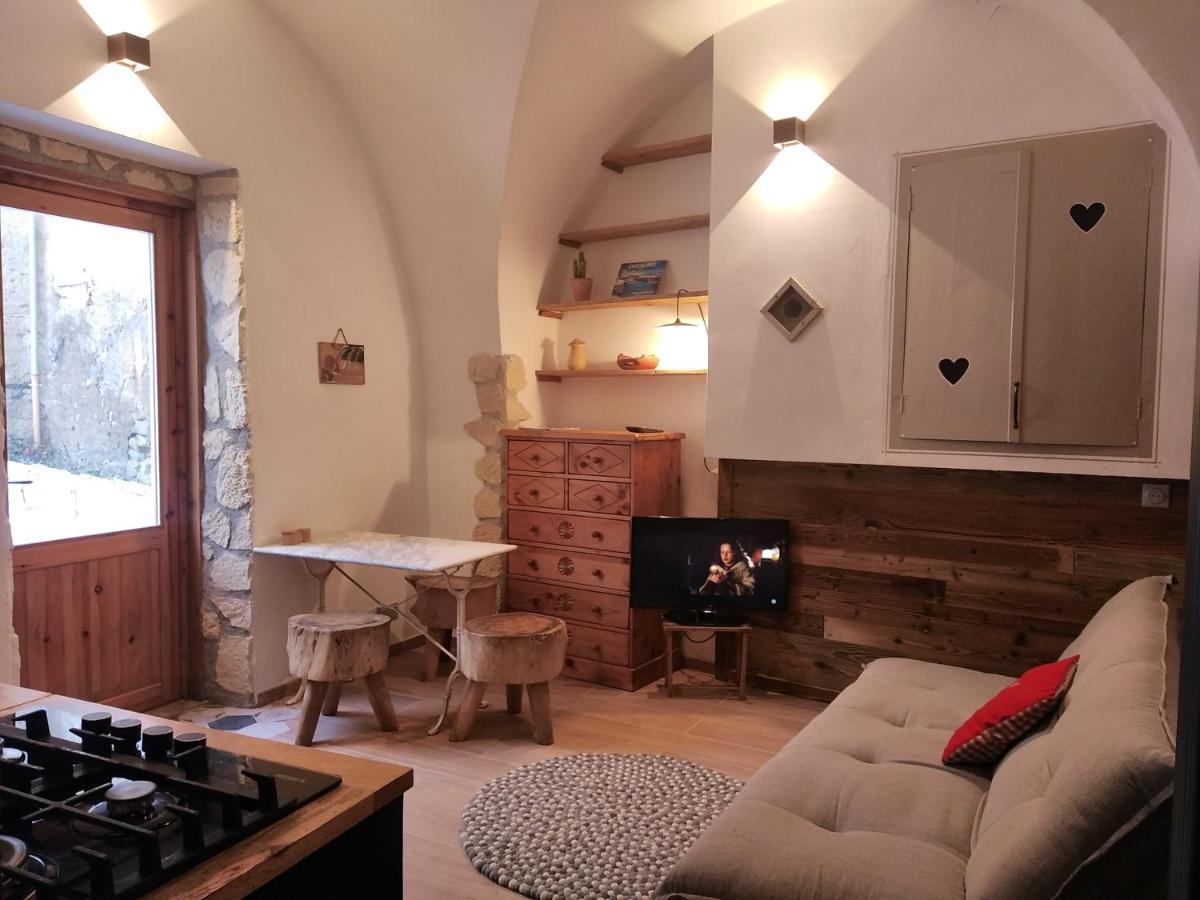 Joli Petit Appartement Montagne#Ski#Lac#Netflix# Seyne Экстерьер фото